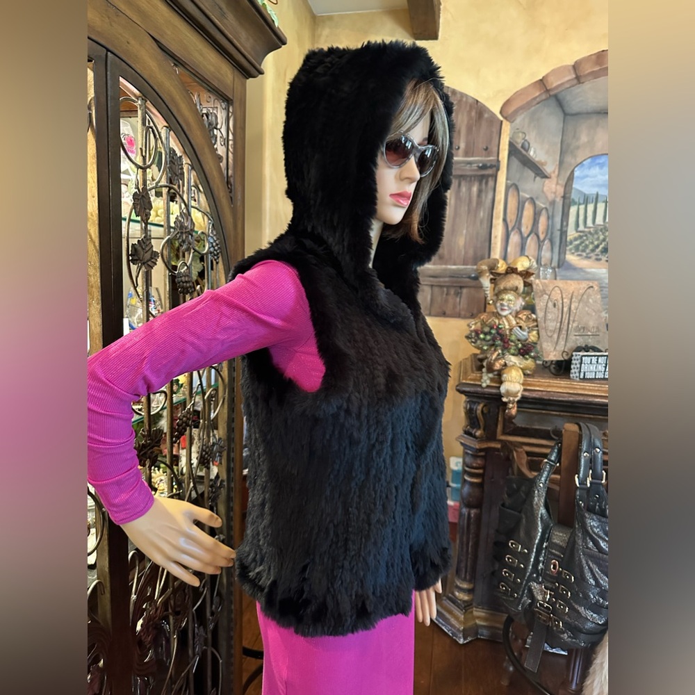 Marolli Hooded Rabbit Vest - Picture 4 of 7